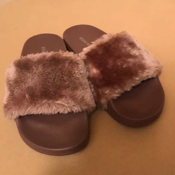 steve madden fur slip ons